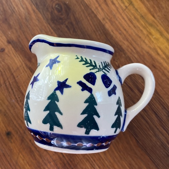 Collectible Polish Pottery Small Creamer - Picture 2 of 3